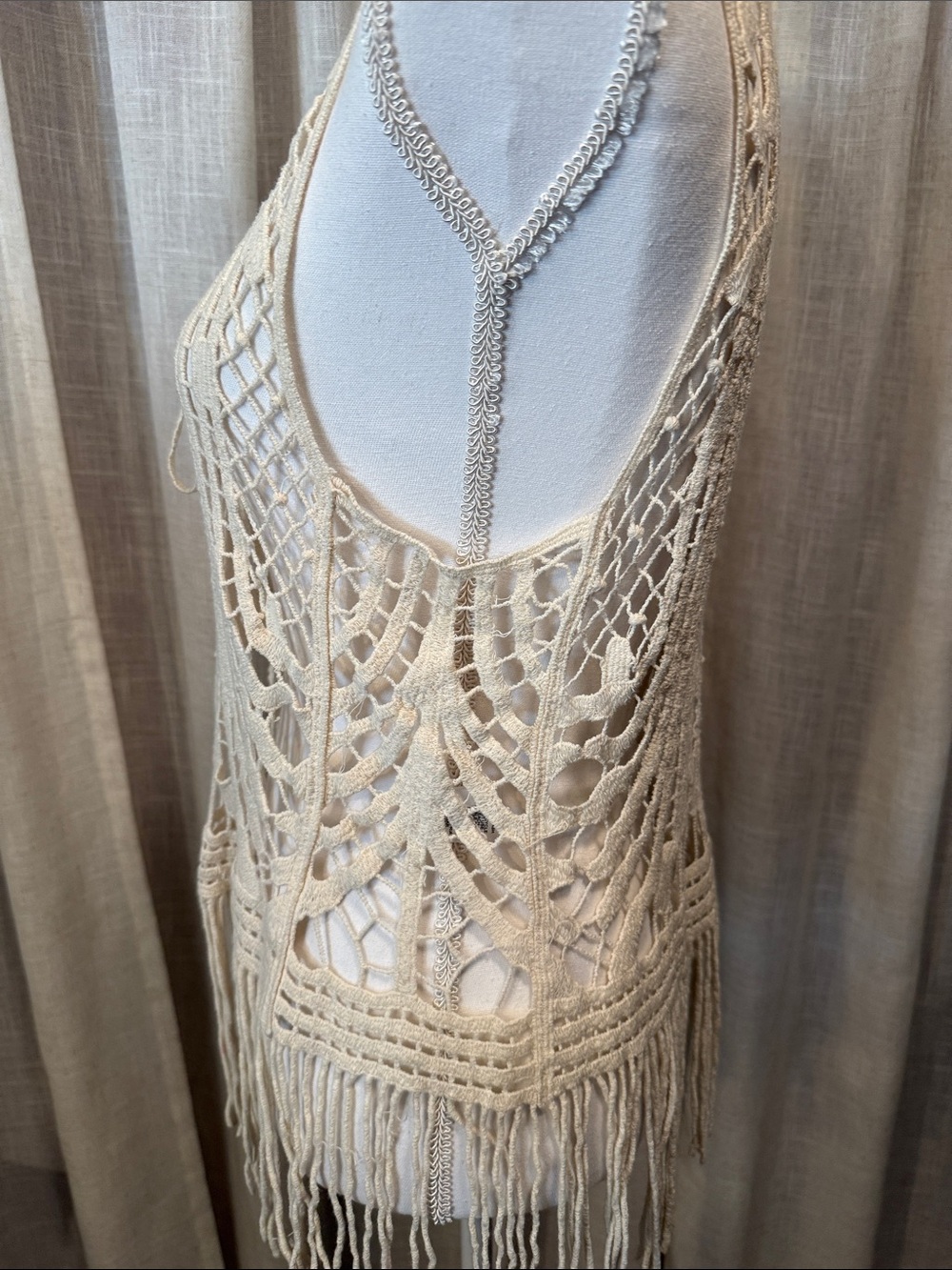 Boho Festival Crochet Vest Cream Fringe Tie Front Love Tree Medium-NWOT - Picture 6 of 12
